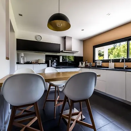 Villa Blue Keyweek Design Villa Close To Biarritz City Center And Beaches ヴィラ