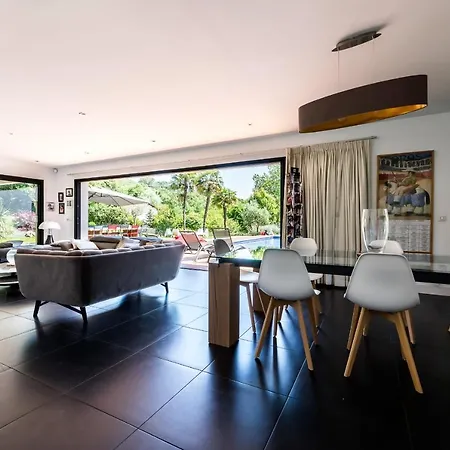 Villa Blue Keyweek Design Villa Close To Biarritz City Center And Beaches * ビアリッツ